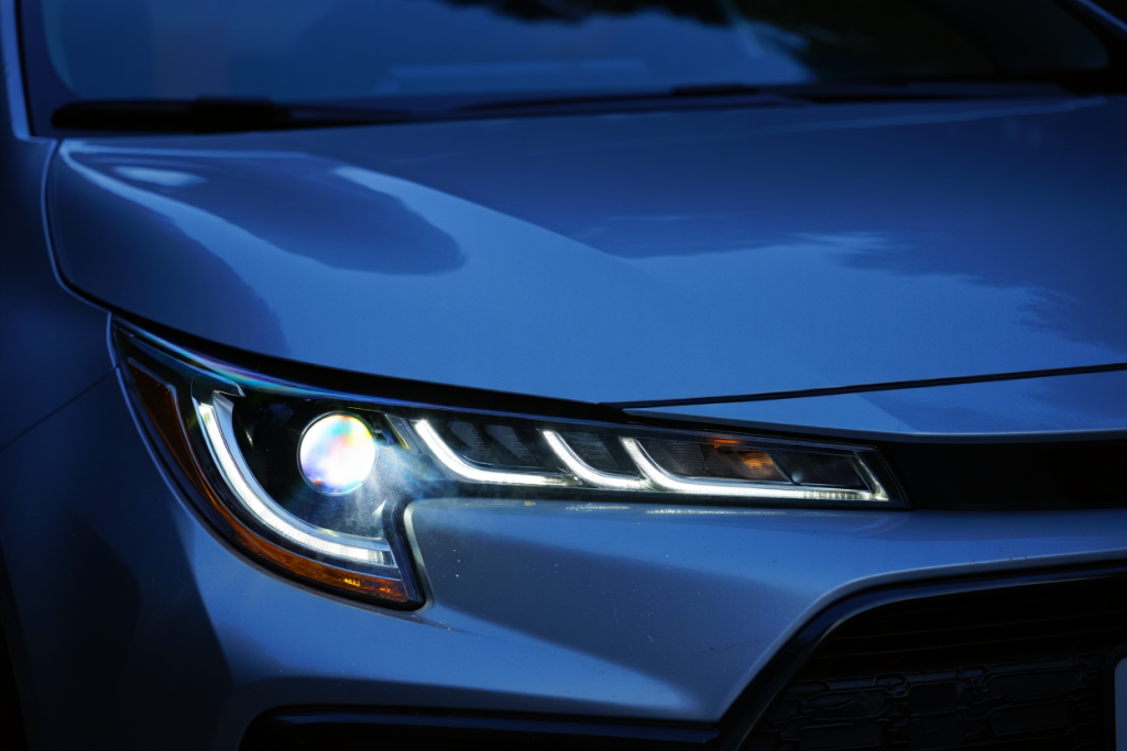 corolla’s headlights or taillights